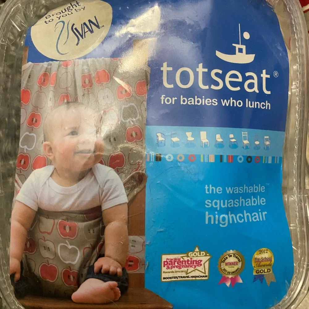 New Totseat Washable Squashable Highchair - Red and Gray Apples
